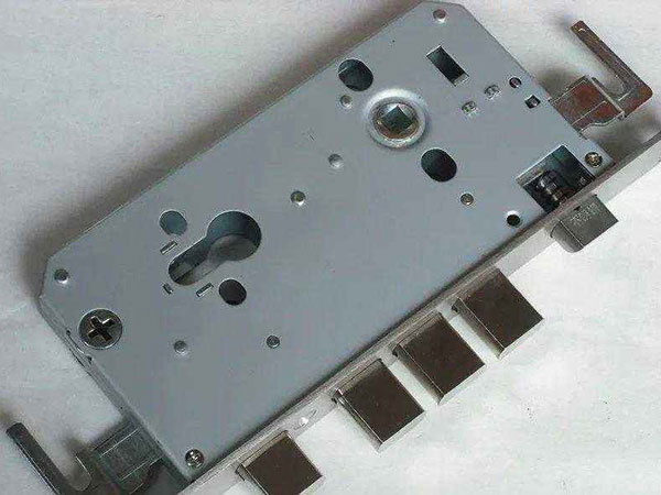 上海24小时上门开锁公司